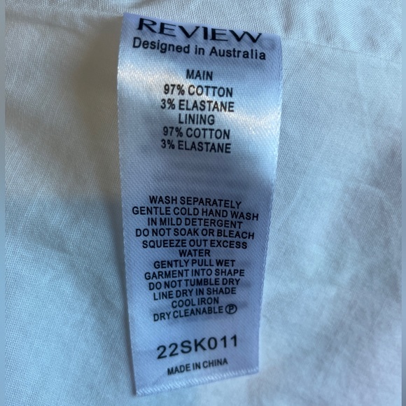 Review Send Flowers skirt, size 10 - Picture 4 of 4